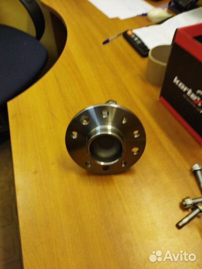 Ступица в сборе opel astra H (задняя)