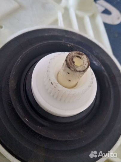 Мотор стеклоподъёмника задний правый Skoda Rapid