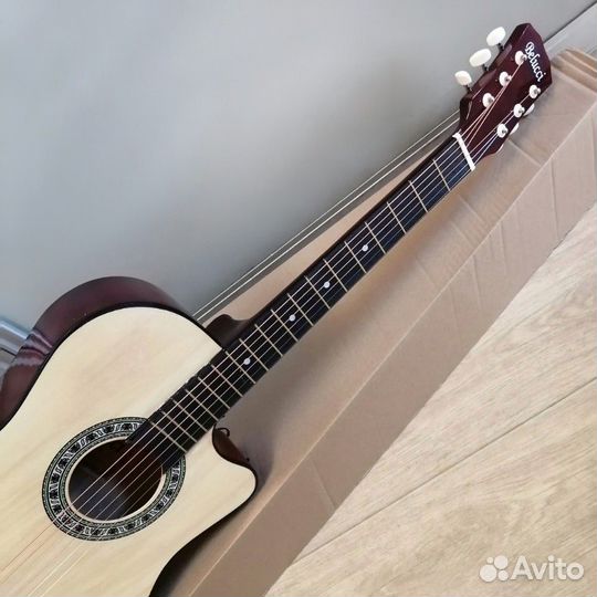 Гитара акустическая новая