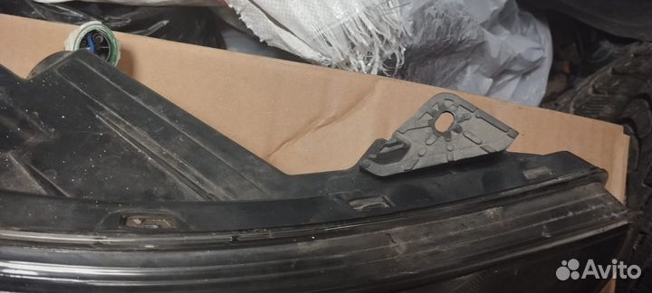 Фара правая Hyundai Solaris