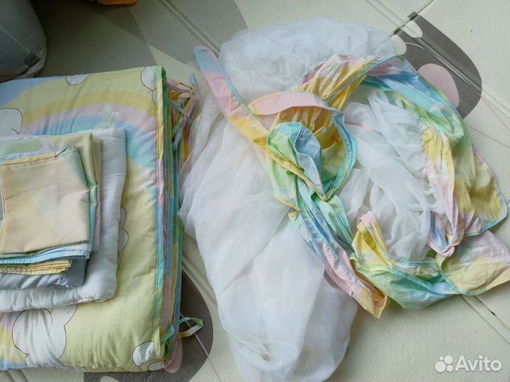 Бортики и комплект постельного белья 120*60