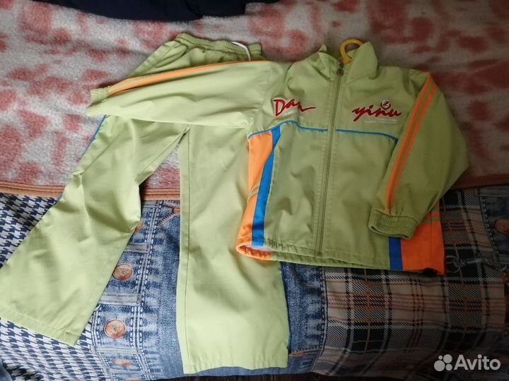 Спортивный костюм для девочки