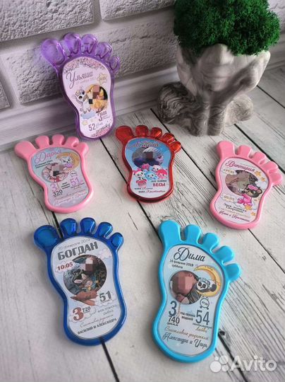 Магниты-следочки