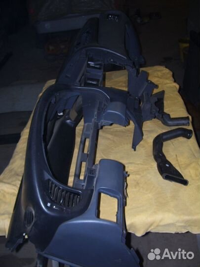 Ниссан альмера N 16 торпедо