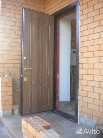 Монтаж и наладка входных дверей