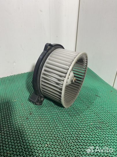 Мотор отопителя печки Mazda 6 GG