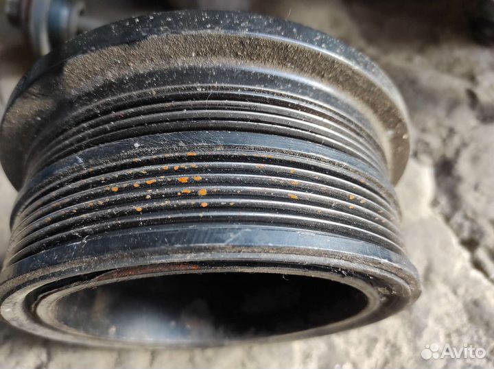 Шкив коленвала BMW E63 E65 E66