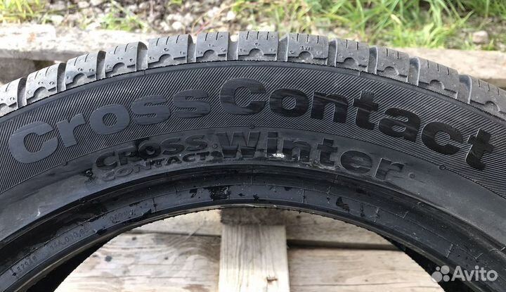 Continental ContiCrossContact Winter 235/50 R18