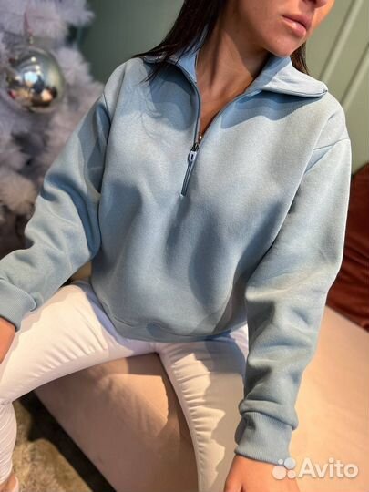 Пакет с новыми вещами