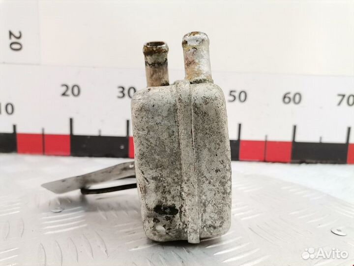 Теплообменник масляного фильтра Audi 80 8C/B4 1994