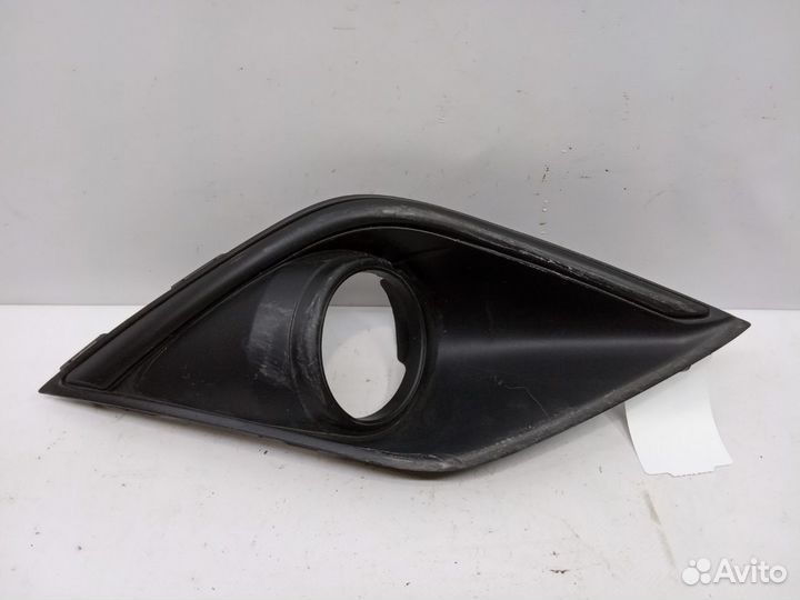 Накладка птф передняя правая Mitsubishi Outlander