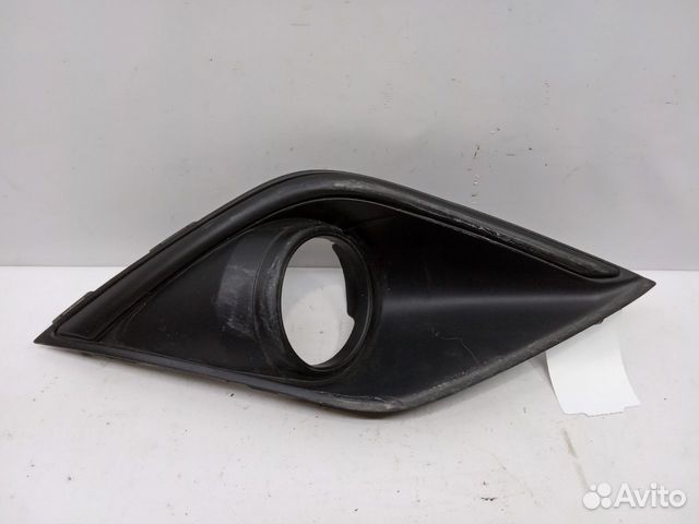 Накладка птф передняя правая Mitsubishi Outlander