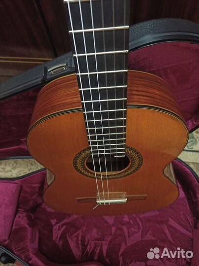 Мастеровая гитара Н.С.Игнатенко из масива