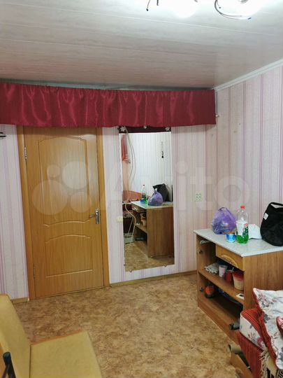 Комната 11 м² в 6-к., 2/5 эт.