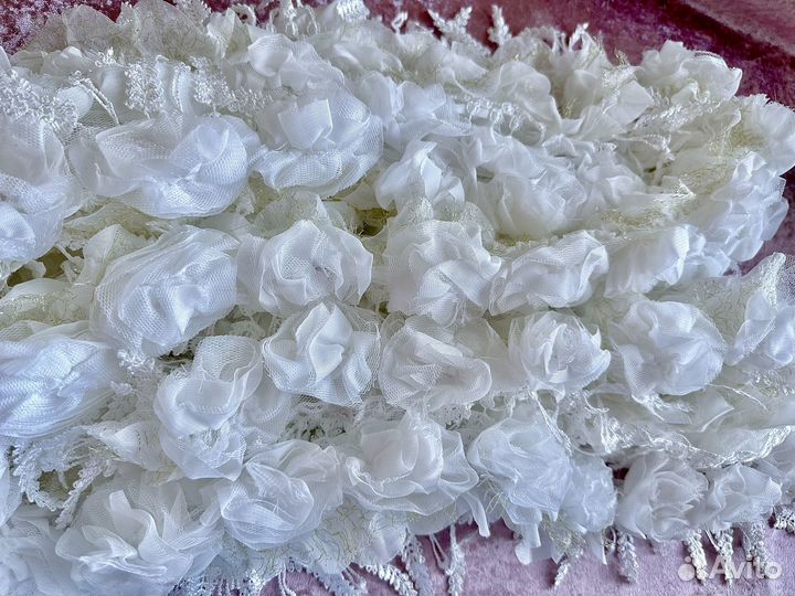 Кружево белое объемное розочки на сетке 12 см