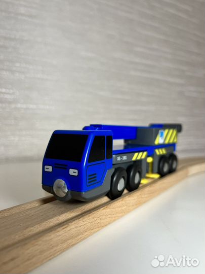 Подъемный кран для деревянной железной дороги