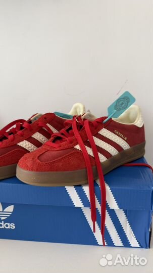 Кроссовки женские adidas gazelle indoor красные