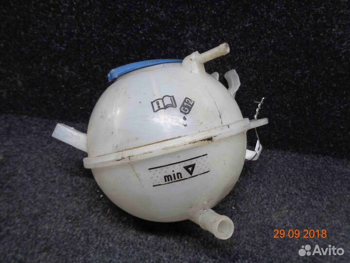 Бачок расширительный Volkswagen T5 (2003—2009) 1K0