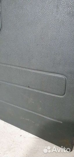 Обшивка двери багажника Hyundai Galloper