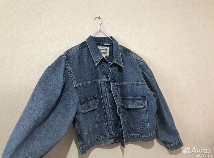 Джинсовая куртка levis