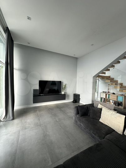 Комната 18 м² в 4-к., 2/2 эт.