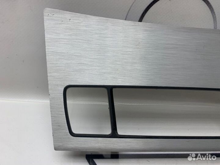 Накладка центральной консоли BMW 5 E60 E61 (03-10)