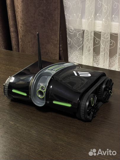 Танк на радиоуправлении, робот шпион