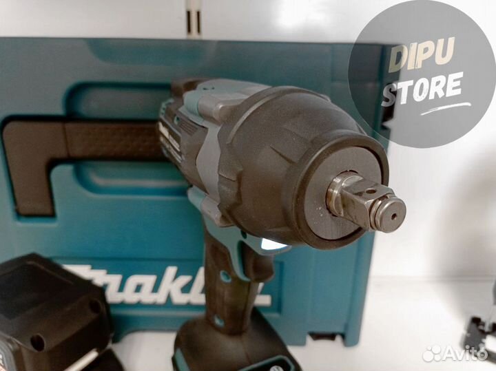 Гайковерт ударный Makita 700Nm