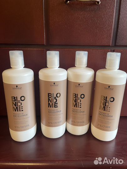 Blondme Schwarzkopf окислитель