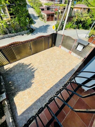 Дом 186 м² на участке 4 сот.