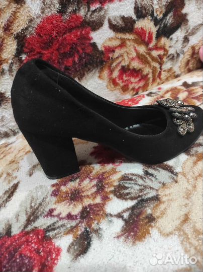 Туфли женские 39 размер новые