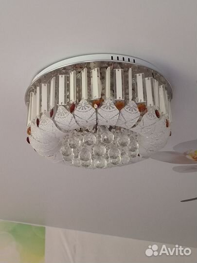Люстра потолочная бу