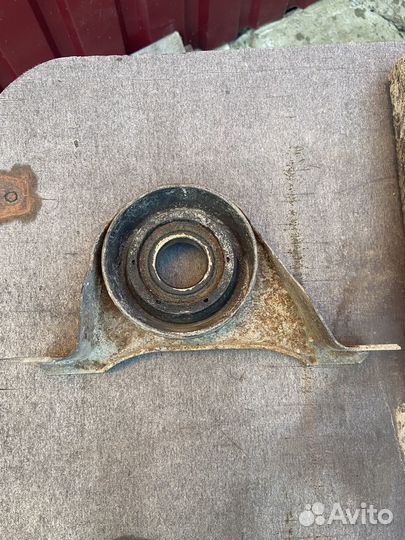 Подшипник карданного вала в сборе mercedes w204