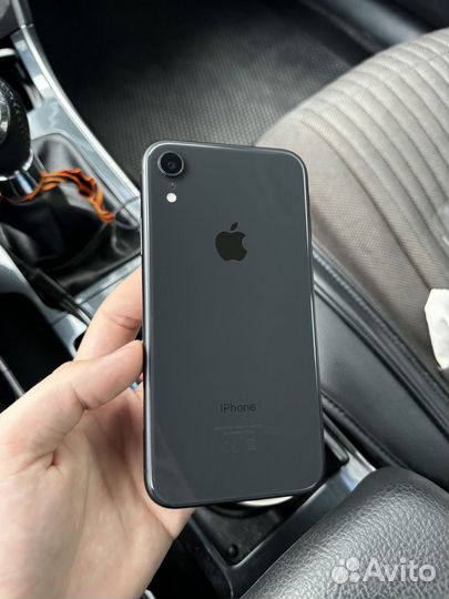 iPhone Xr, 64 ГБ