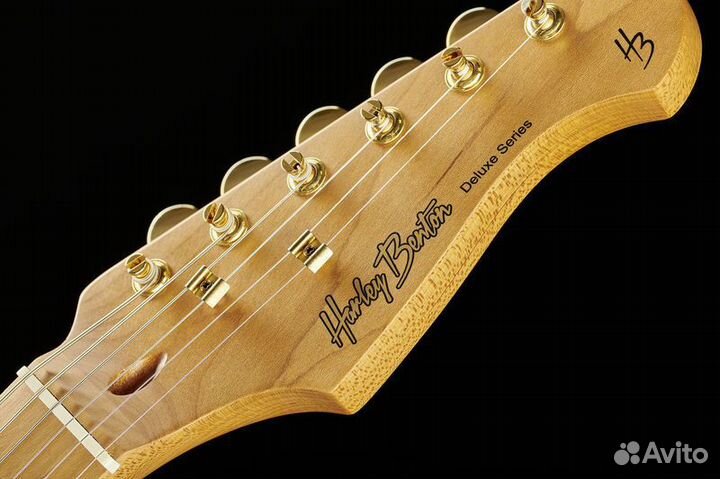 Электрогитара Harley Benton + Аксессуары