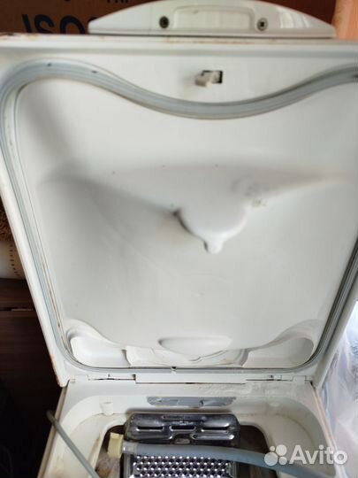 Продам стиральную машину