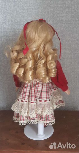 Кукла фарфоровая remeco collection