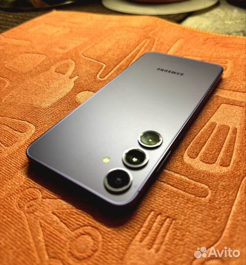 Samsung Galaxy S24+, 12/256 ГБ