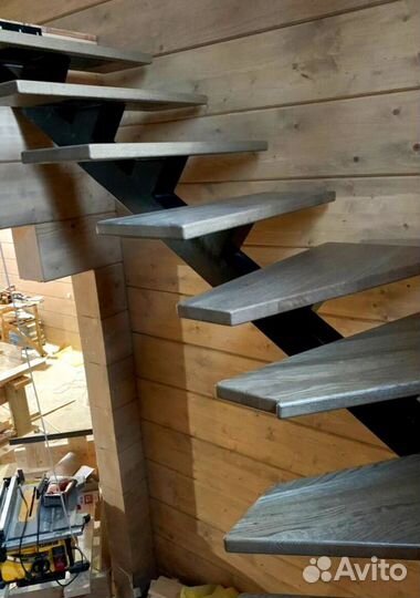 Облицовка бетонных лестниц