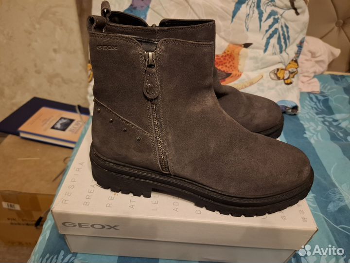 Полусапожки женские 40 размера