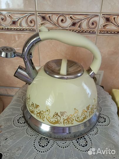 Чайник со свистком