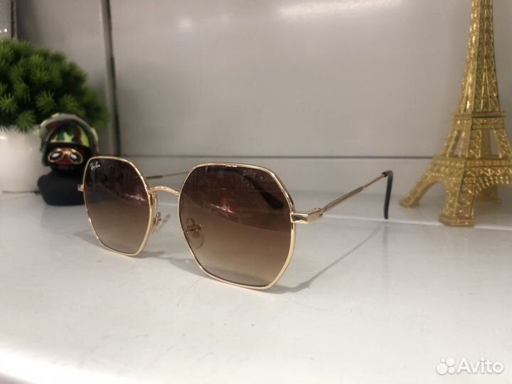 Солнцезащитные очки ray ban