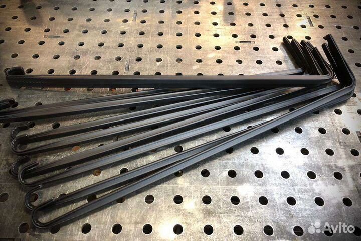 Подставка под казан, кочерга, совок