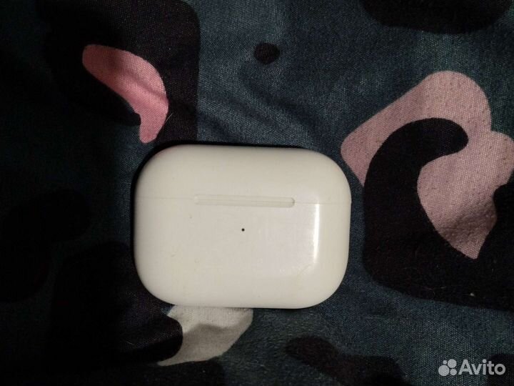 Зарядный кейс для airpods