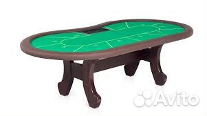 Покерный стол со стульями