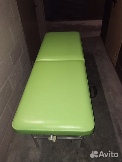 Продаю кушетку