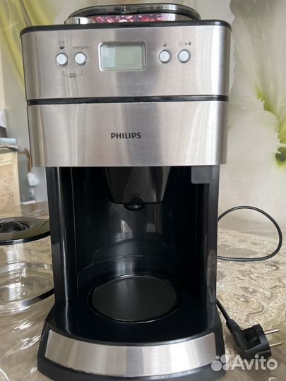 Автоматическая кофемашина зерновая philips