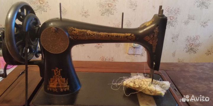 Швейная машинка Singer