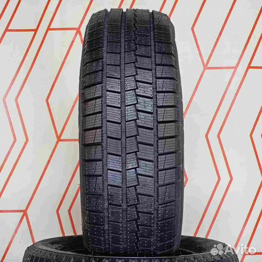 Vittos VWP12 215/60 R16 99Q