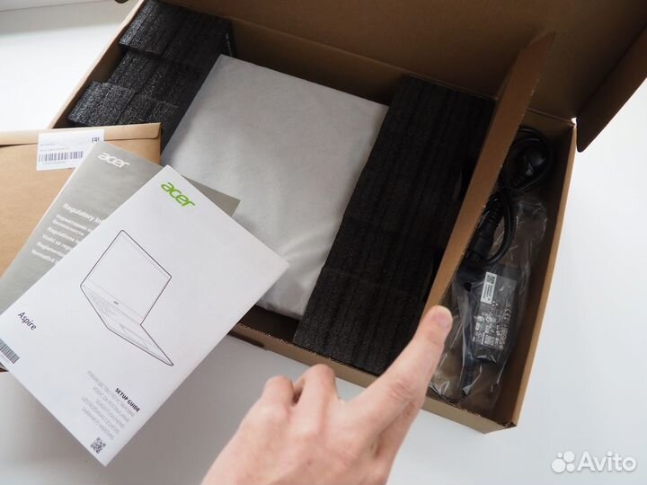 Новый ноутбук Acer в использовании не был i3 ips